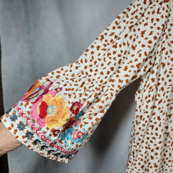 Impressions Boho Hippie Artsy Leopard Embroidered Top Cream/Camel Size S, - Picture 5 of 14